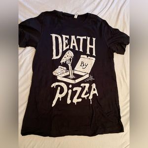 Medium Men’s Black Skeleton Pizza Tee.